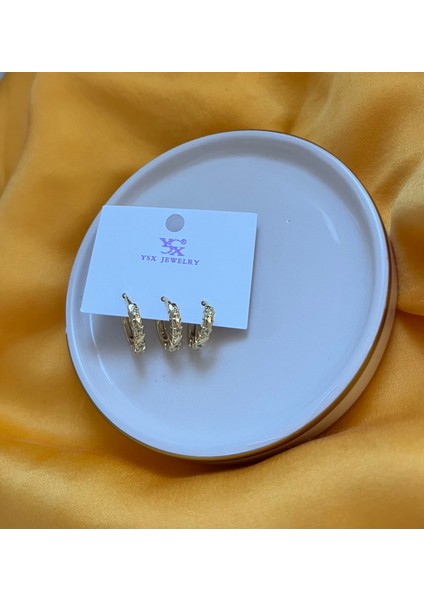 Kadın Çelik Gold Küpe 3lü Set Taşlı Yıldızlı Küpe Kadın Yıldız Küpe Gold Renk Küpe Gold Kaplama 3'lü Yıldız Küpe Seti Kadın Zirkon Taşlı Huggie Halka Kararmaz Kombin Küpe Antialerjik Lüks Takı
