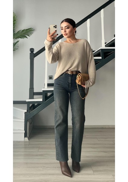 Koyu Mavi Kemerli Kesik Paça Premium Jean