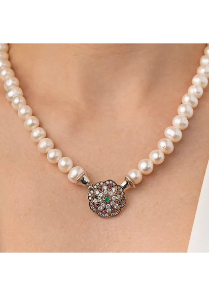Osmanlı Motifli Inci Kolye