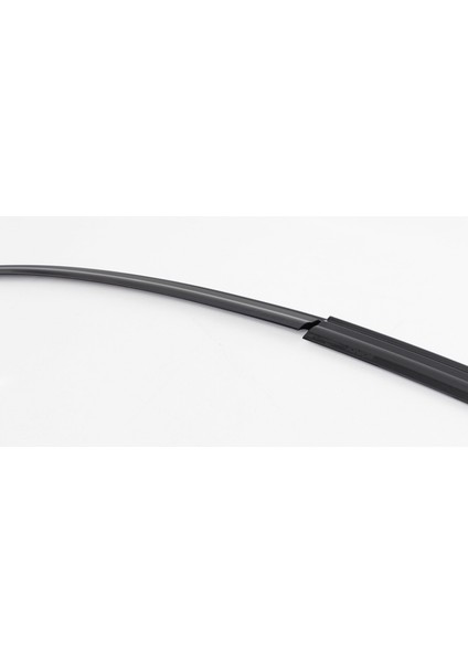 Hyundai Ioniq 6 – Siyah Cam Rüzgarlığı