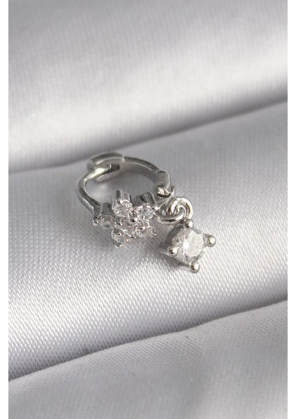 316L Çelik Gümüş Renk Zirkon Taşlı Çiçek Model Sallantı Detay Tragus Piercing - TJ-PR1311