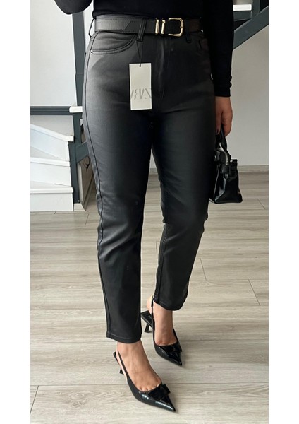 Siyah Mum Kaplama Mom Fit Jean modelleri