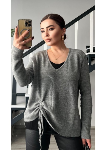 Gri-Siyah Yandan Büzgülü Kazak