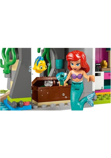 43267 LEGO Disney Prenses Şatosu ve Kraliyet Hayvanları 787 Parça +6 Yaş