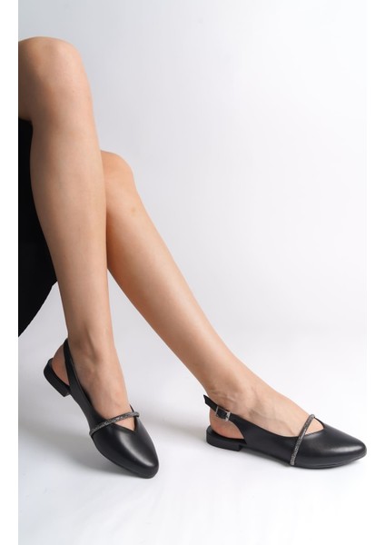 Allıson Tokalı Ortopedik Rahat Taban Taş Detaylı Kadın Babet Ayakkabı Cst - Siyah fiyatları