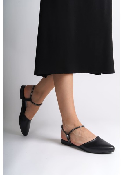 Arıana Lastikli Ortopedik Rahat Taban Bilekten Taş Detaylı Kadın Babet Ayakkabı Cst - Siyah fiyatları