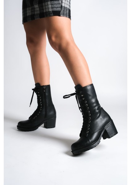 Alda Bağcıklı Ortopedik Taban Kadın Çizme Cst - Siyah fiyatları