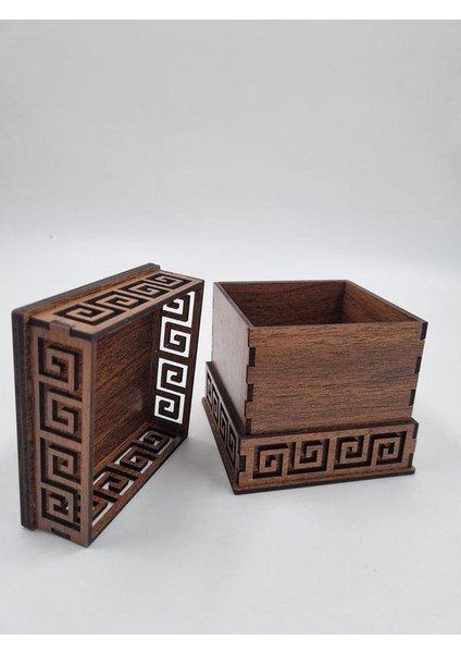 Ahşap Dekoratif Kutu Ceviz Desenli 9 cm x 9 cm x 8 cm