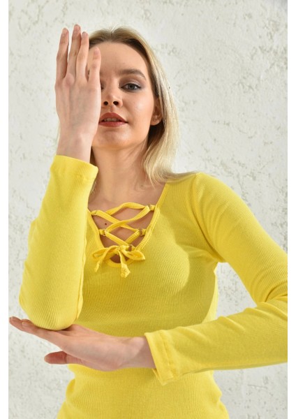Kadın Bluz Önü Bağlamalı Bluz Sarı - D015