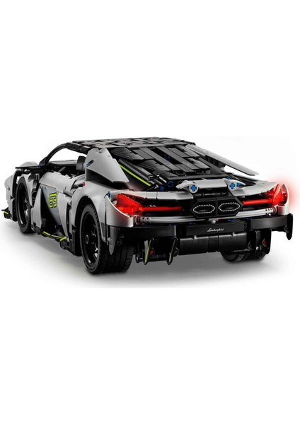 42214 LEGO Technic Lamborghini Revuelto 1135 Parça +10 Yaş indirimleri