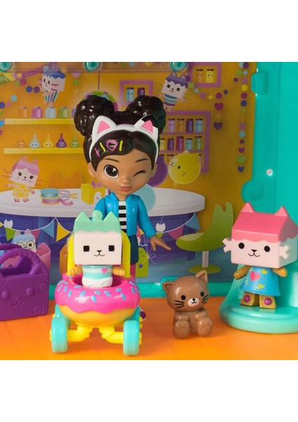 SPM-6069425 Friends Figure Pack Kitty Care