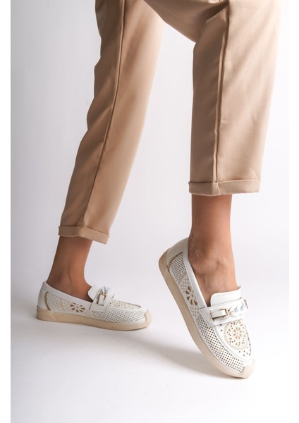 Lızy Bağcıksız Ortopedik Rahat Taban Çiçek Desenli Kadın Babet Ayakkabı Ckt - Beyaz fiyatları