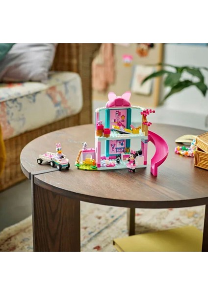 43274 LEGO Disney Minnie'nin Evcil Hayvan Oteli 161 Parça +4 Yaş