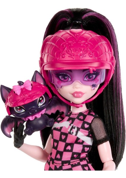 JDR61 Monster High Vamptastic Scooter Draculaura indirimleri