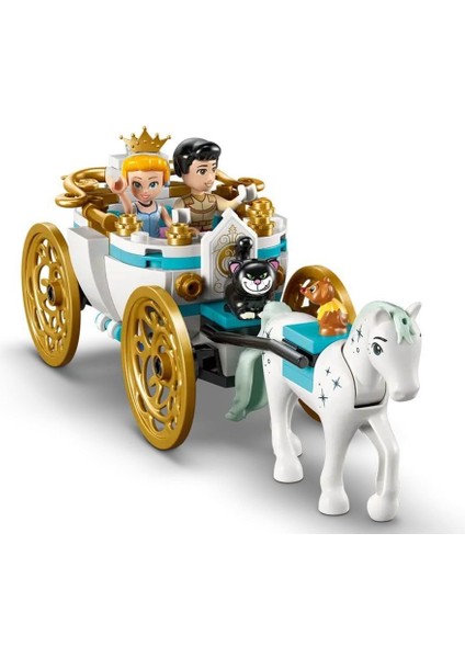 43275 LEGO Disney Prensesi Sindirella'nın Şatosu ve At Taşıyıcı 596 Parça +6 Yaş indirimleri
