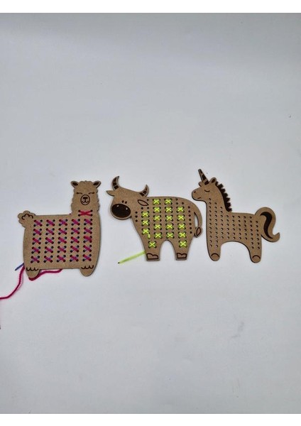 Ahşap Montessori Ip Gerçirme Örme Oyunu 10 Lu Set indirimleri