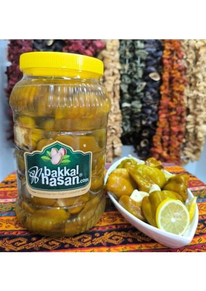 Ev Yapımı Antep Biber Turşusu 1 LT (Orta Acı)