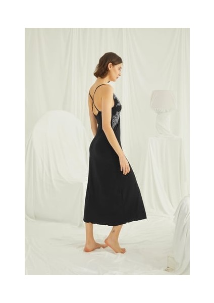 Monamise Dekolteli Brode Dantelli Yırtmaçlı Gecelik modelleri