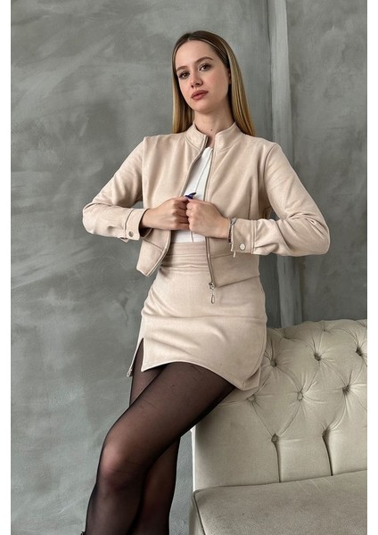 Boydan Fermuarlı, Kol Düğmeli Süet Crop Model Ceket