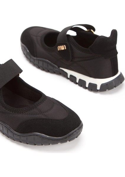 Kadın Siyah Ortopedik Taban Cırtlı Babet Spor Ayakkabı indirimleri