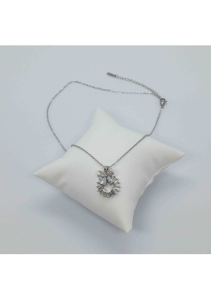 Çelik Silver Zirkon Taşlı Fiyonk Kolye