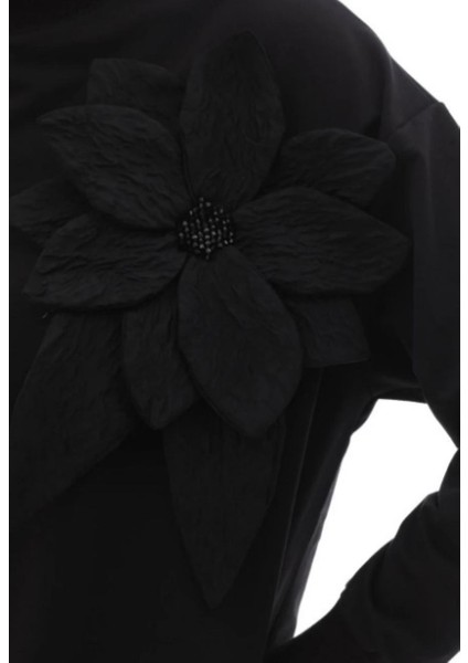 Kadın Büyük Beden Boncuk Detaylı Büyük Çiçek Aplikeli Pamuk Sweatshirt modelleri