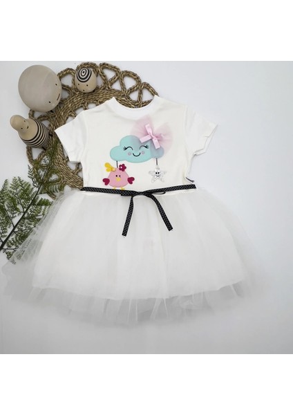 1-2-3 Yaş Tül Tokalı Bulut Civciv ve Yıldız Nakışlı Kız Bebek Elbisesi Beyaz