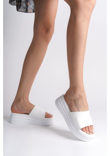 Alıce Düz Topuklu Kalın ve Ortopedik Taban Kadın Terlik Cbt - Beyaz fiyatları