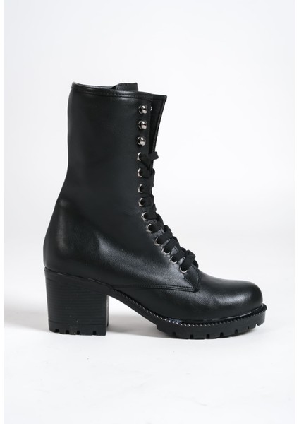 Alda Bağcıklı Ortopedik Taban Kadın Çizme Cst - Siyah