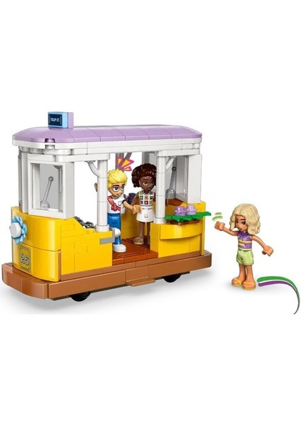42671 LEGO Friends Kafe ve Çiçekçi Dükkanı 1138 Parça +9 Yaş indirimleri