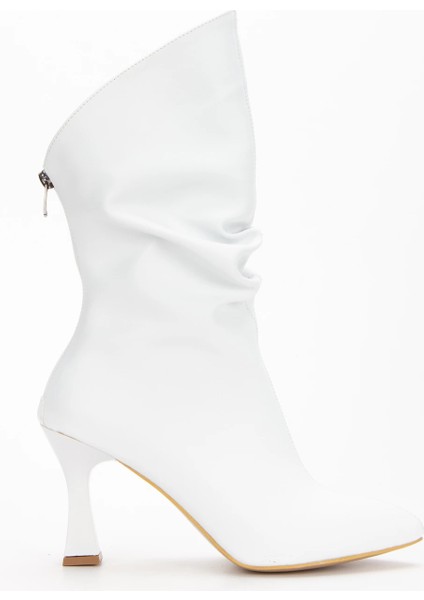Kadın Beyaz Özel Tasarım Ince Topuklu Büzgülü Fermuarlı Bot modelleri