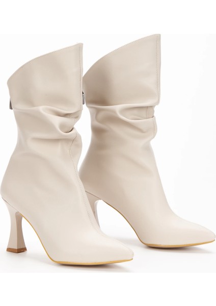 Kadın Bej Özel Tasarım Ince Topuklu Büzgülü Fermuarlı Bot modelleri