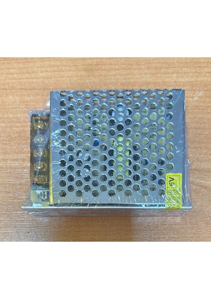 12 Volt 3 Amper Metal Kalın Kasa Adaptör fırsatları