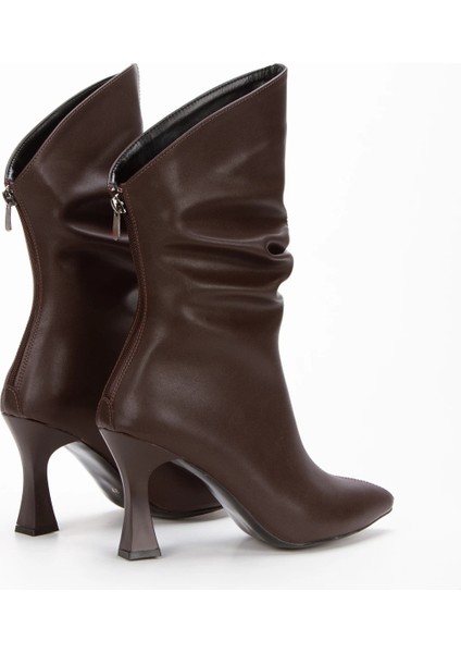 Kadın Kahverengi Özel Tasarım Ince Topuklu Büzgülü Fermuarlı Bot fırsatları