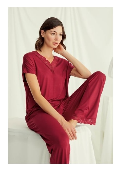 Monamise Kısa Kollu V Yakalı Dantelli Pijama Takımı fırsatları