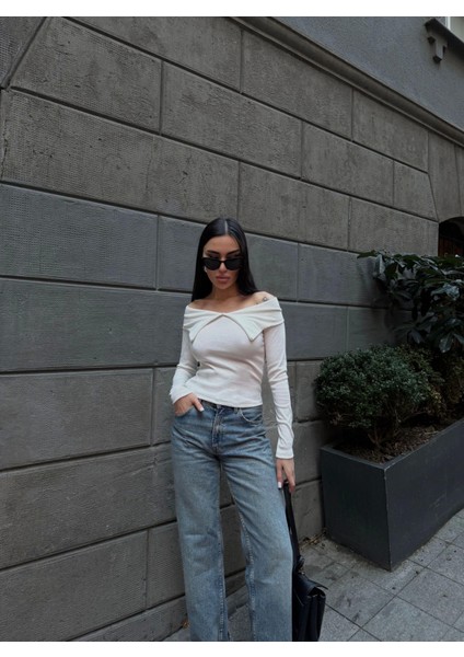 Kelebek Yaka Uzun Kol Bluz Beyaz fiyatları