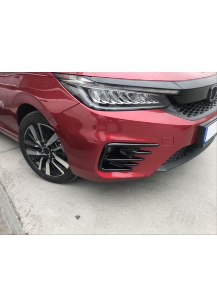 Honda City 2021+ Ön Sis Çerçevesi Kaplama Parlak Siyah