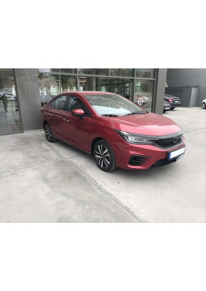 Honda City 2021+ Ön Sis Çerçevesi Kaplama Parlak Siyah modelleri
