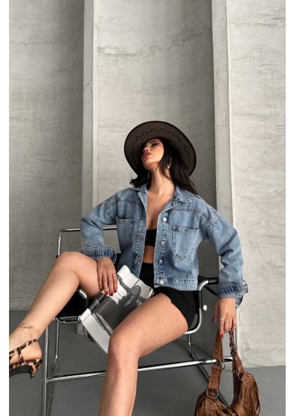 Çift Cepli Kol Katlamalı Kar Yıkama Crop Kot Ceket Mavi indirimleri