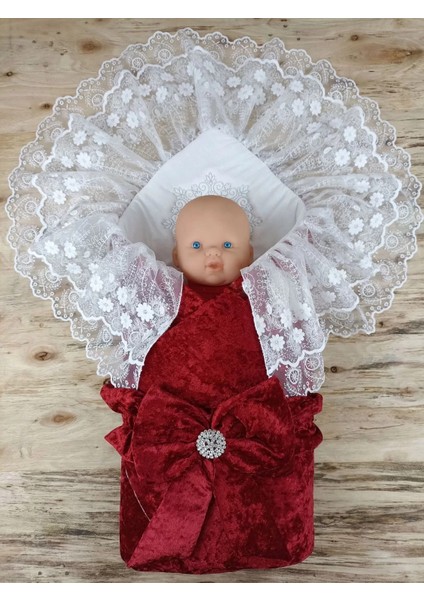 Yenidoğan Saray Kadife Taç Nakışlı Inci Fiyonklu Çift Dantel Duvak Trilüks Kundak Bebek Battaniyesi Bordo fiyatları