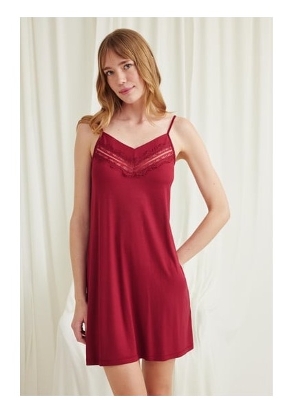 Monamise Dekolteli Yakası ve Kolu Dantelli Sabahlık Takımı modelleri