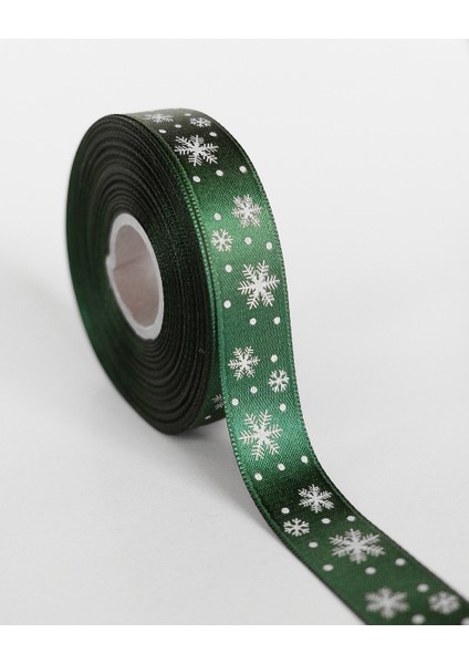 Yılbaşı Temalı Saten Kurdele, Beyaz Kar Desenli Hediye Paketleme Şeridi, Yeşil, 2 Cm x 20M