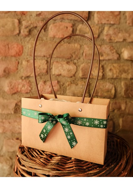 Yılbaşı Temalı Saten Kurdele, Beyaz Kar Desenli Hediye Paketleme Şeridi, Yeşil, 2 Cm x 20M indirimleri