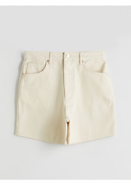 Yeni Sezon Mom Fit Kadın Jean Şort indirimleri