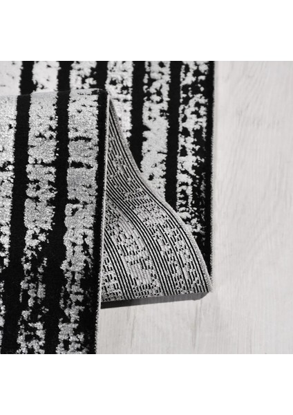 Vitolazio Çerçeveli Siyah Akrilik Kaydırmaz Tabanlı Makine Halısı indirimleri