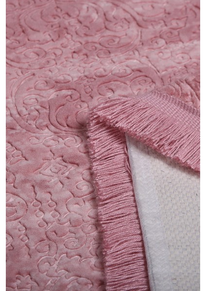 Pembe Spor Saçaklı Kaymaz Taban Makinede Yıkanabilir Halı ve Yolluk fiyatları