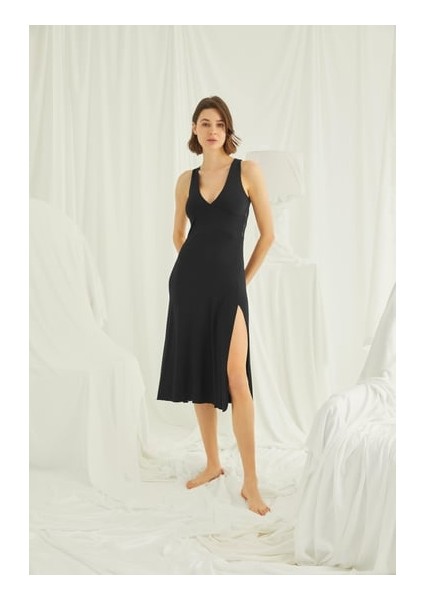 Monamise Göğüs ve Sırt Dekolteli Dantelli Yırtmaçlı Gecelik fiyatları