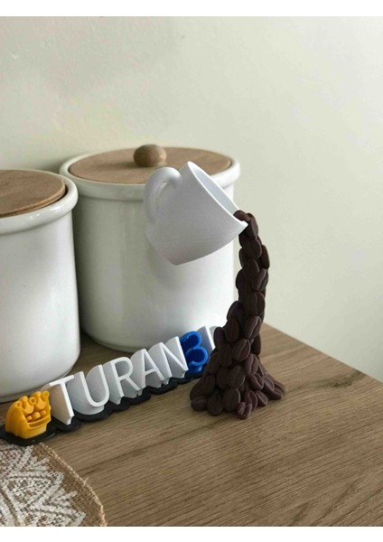 Kahve Temalı Dekoratif Obje (Askıda Kupa & Kahve Çekirdeği Figürü) modelleri