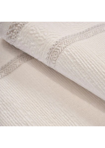 Barrali Çerçeveli Krem Akrilik Pamuk Atkılı Makine Halısı indirimleri