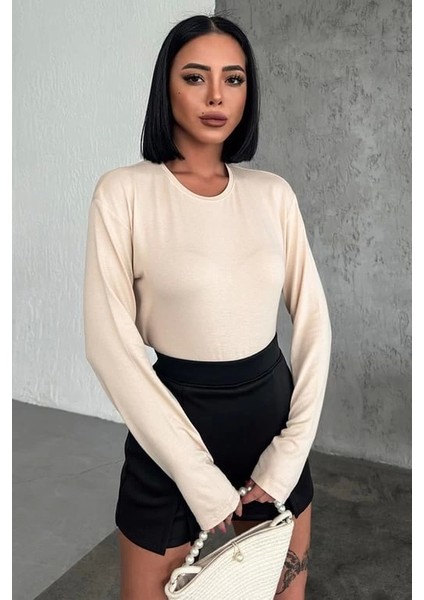 Rahat ve Şık Uzun Kollu Bisiklet Yaka Likralı Viskon Penye Body Bej ( Lisinya ) fiyatları